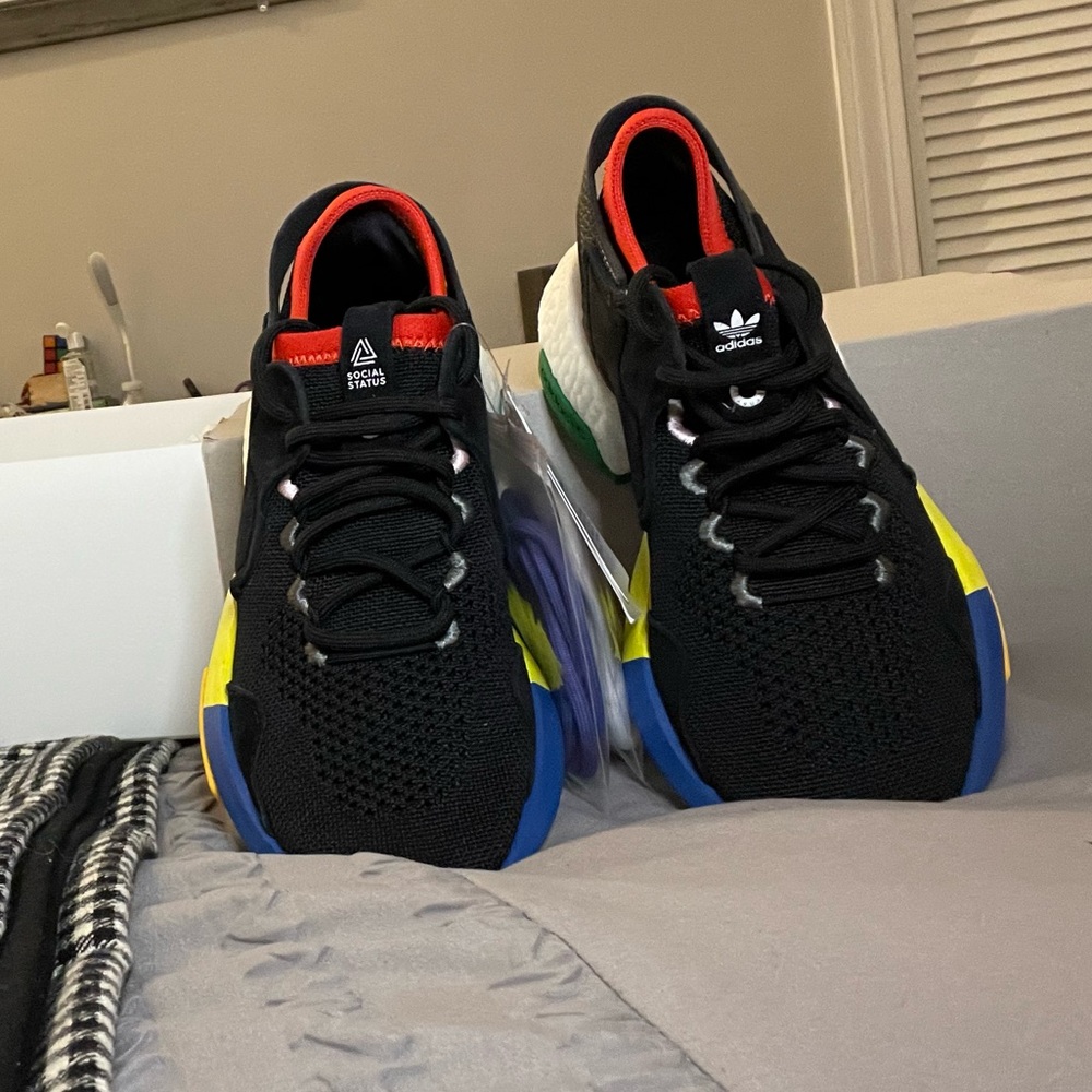 Adidas Sneakers P.O.D SocialStatis